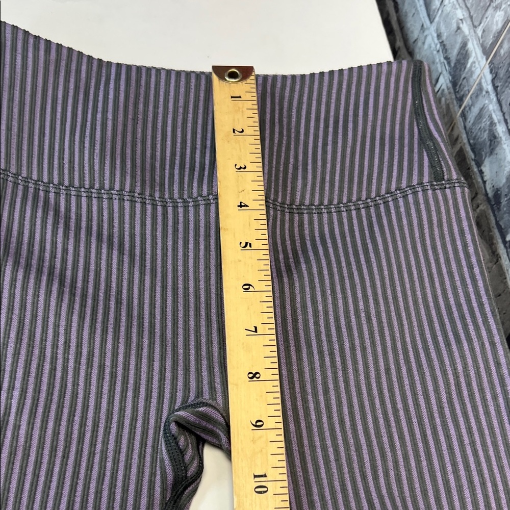 Woman's Fabletics Ribbed Leggings - Picture 8 of 11